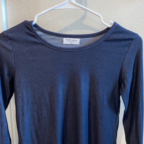 EUC Adorable Essentials Size 12 Girls Stretch Navy Blue Long Sleeve Top Shirt - Picture 6 of 11